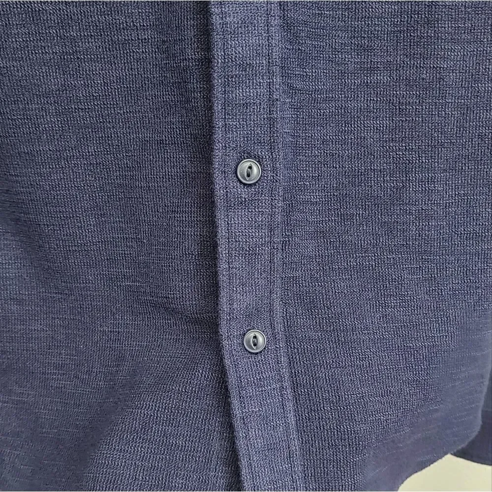 Goodiellow & Co Navy Blue Long Sleeve Button Down Shirt Size Small‎